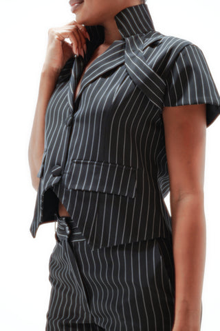 Stripes with attitude. Cropped suit jacket short sleeve