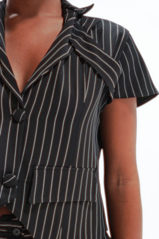 Stripes with attitude. Cropped suit jacket short sleeve